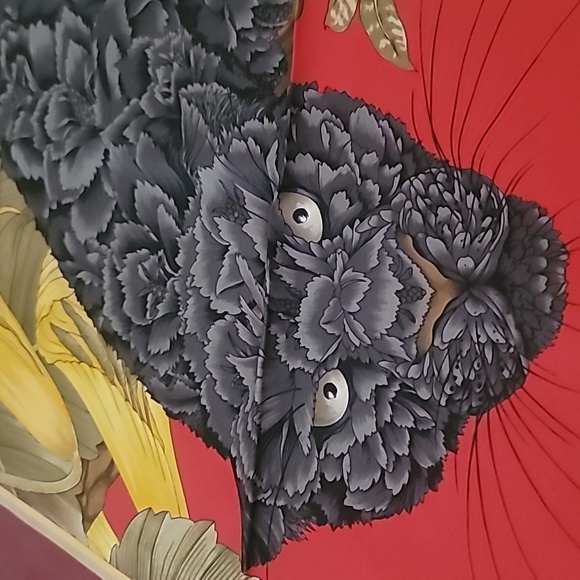 VINTAGE Salvatore Ferragamo Jaguar Scarf - Picture 3 of 3